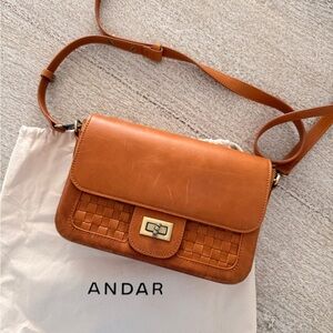 Andar The Penny Tan Leather Crossbody Bag
